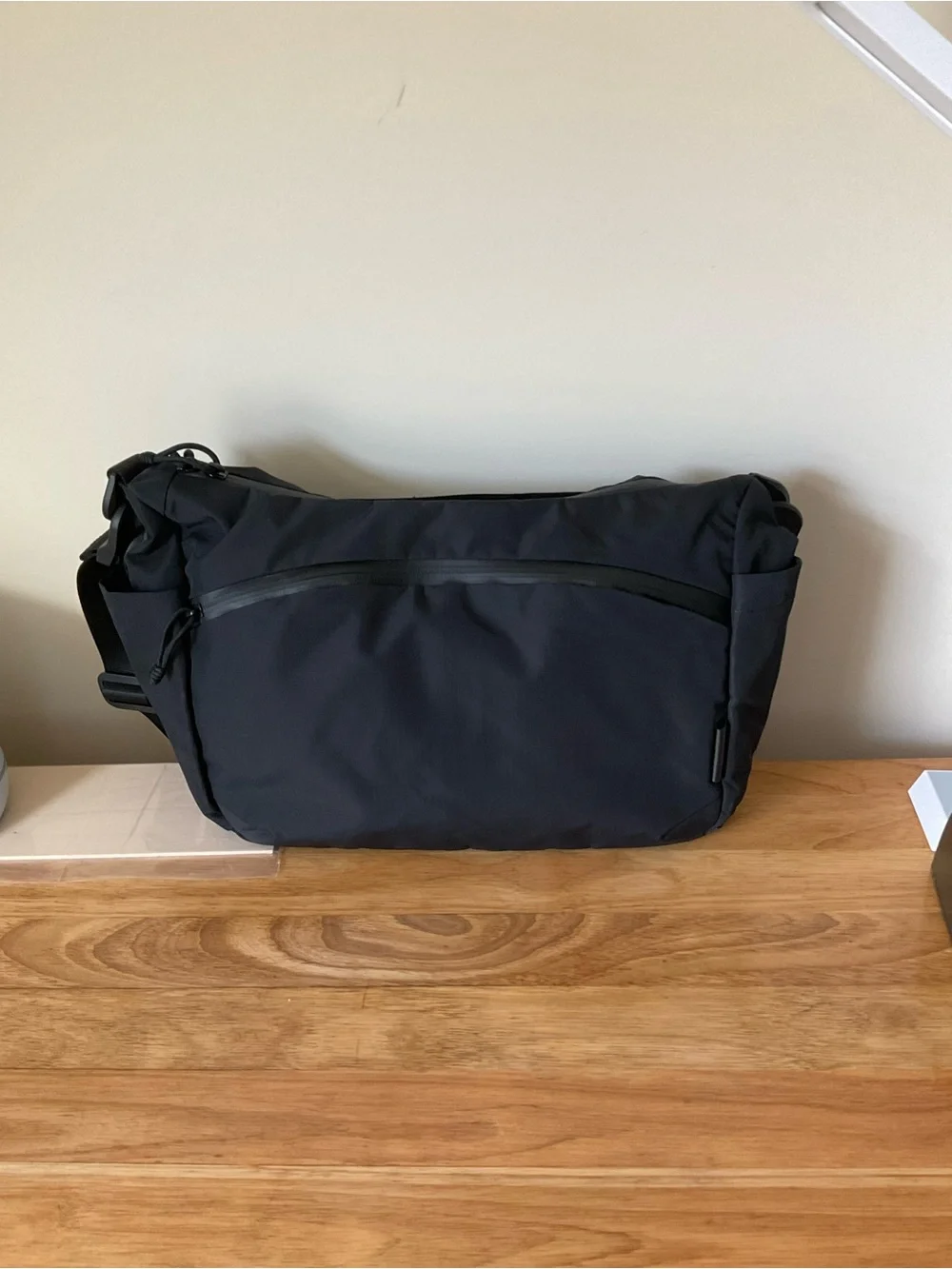 Alpaka Unisex Black Ripstop Flight Satchel/Mess Bag. Minimalist Everyday Carry
